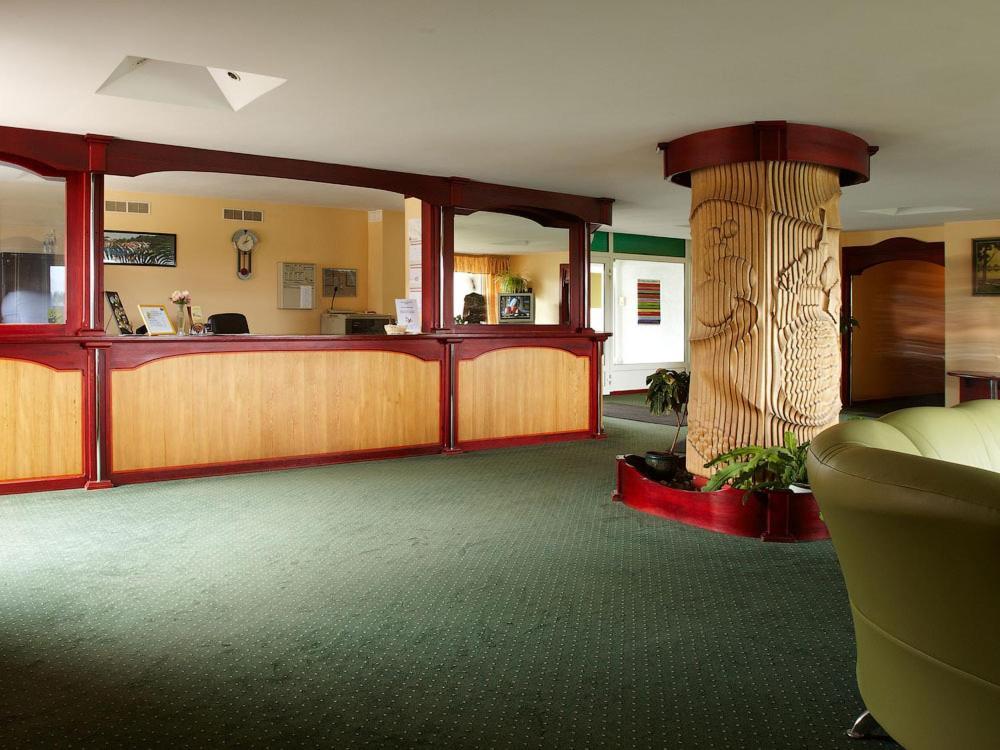 Hotel Talsi Εξωτερικό φωτογραφία