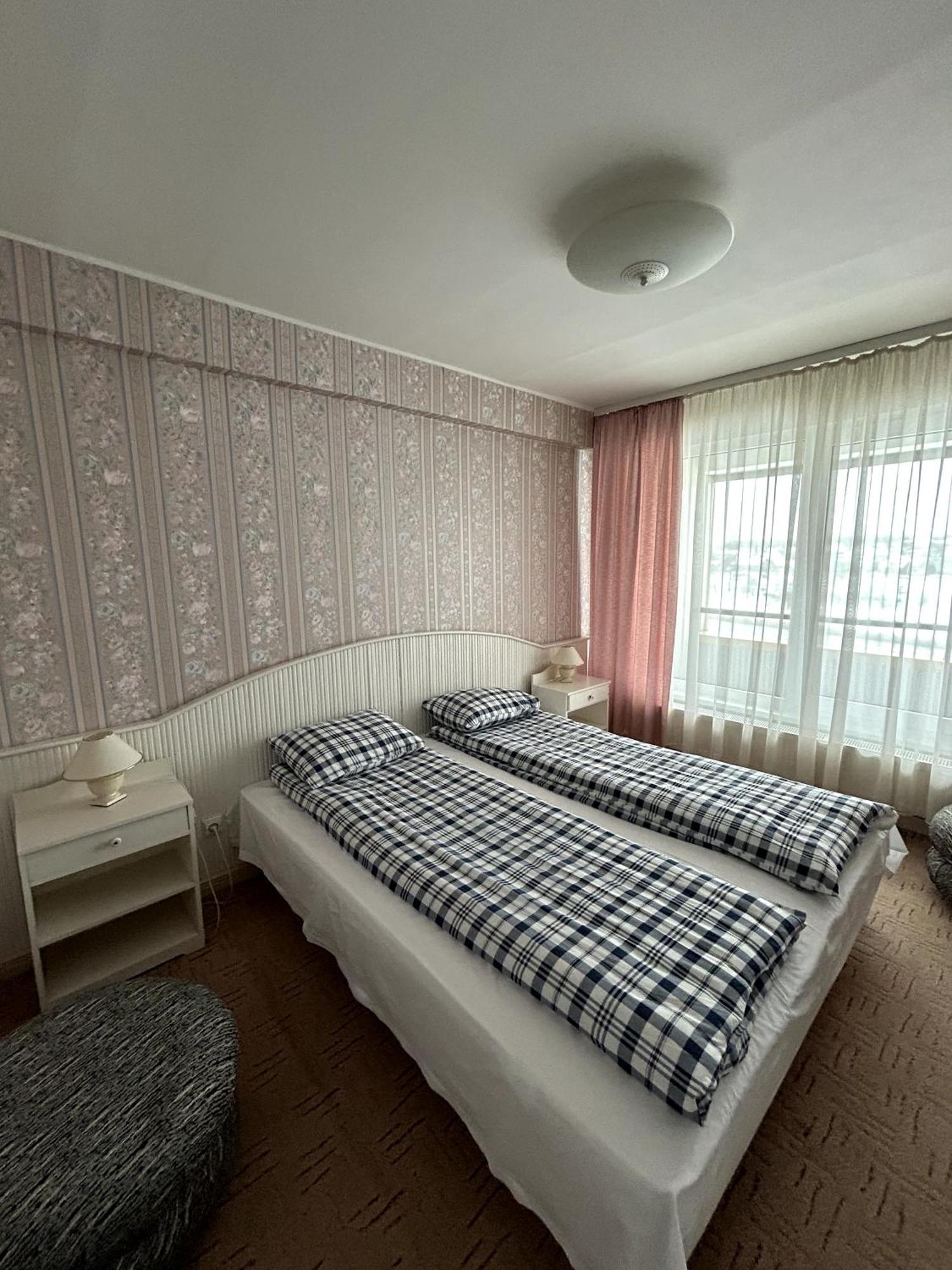 Hotel Talsi Εξωτερικό φωτογραφία